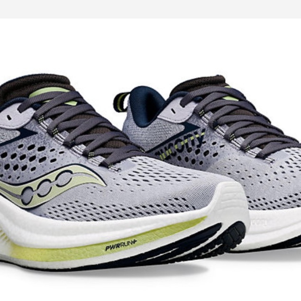 Saucony Women Ride 17 Power Run Plus. Only Worn 3 times